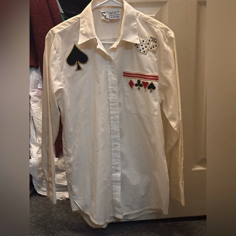INFINITY FASHIONS - White Button Down Shirt with Ruffled Detailing - CASINOS 🎰 - Picture 1 of 6
